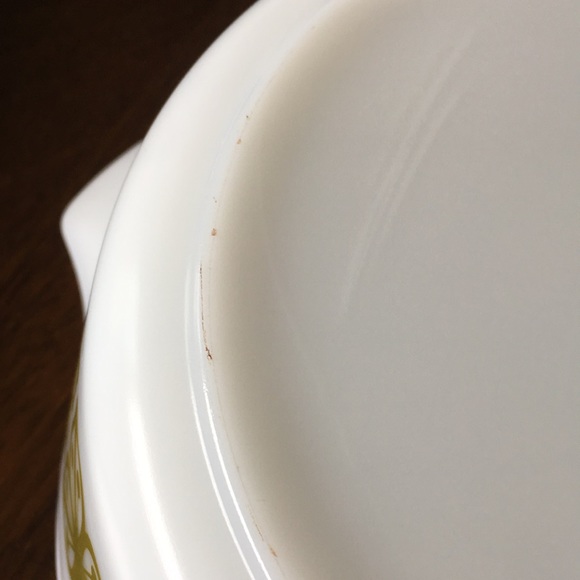 Vintage Pyrex 2.5 Qt. Casserole Dish - Picture 12 of 14